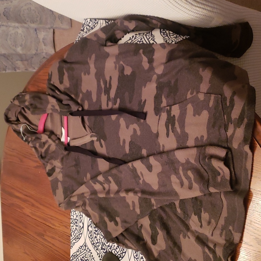 Market & Spruce Camo Hoodie XL